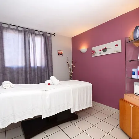 Les Alberes Hotel 3*